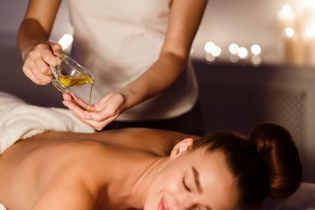 Massage huiles essentielles